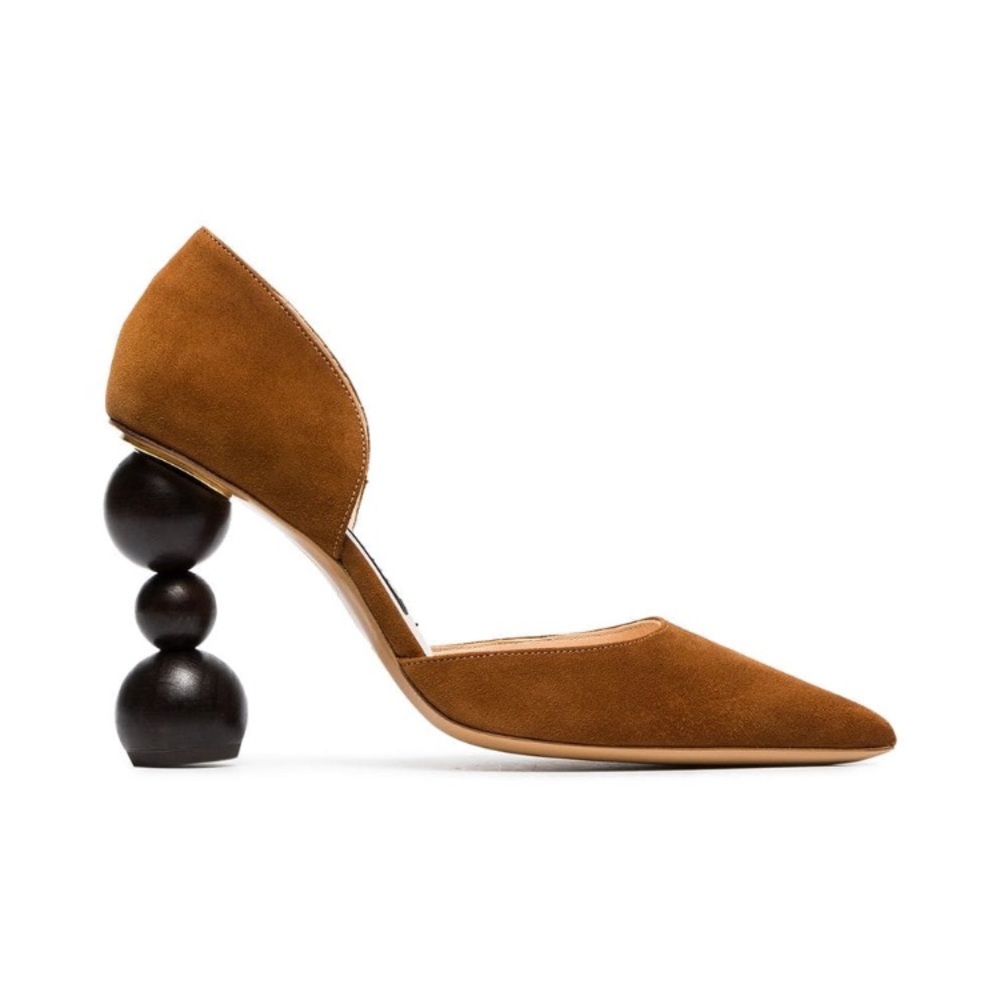 Brand new Jacquemus heels🔥🔥🔥 popular right now!